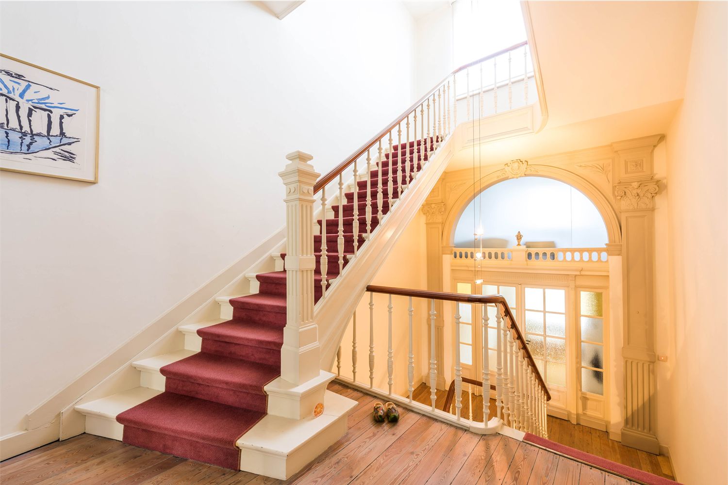 Bijzonder mooi en exclusief herenhuis in prachtige authentieke stijl! 