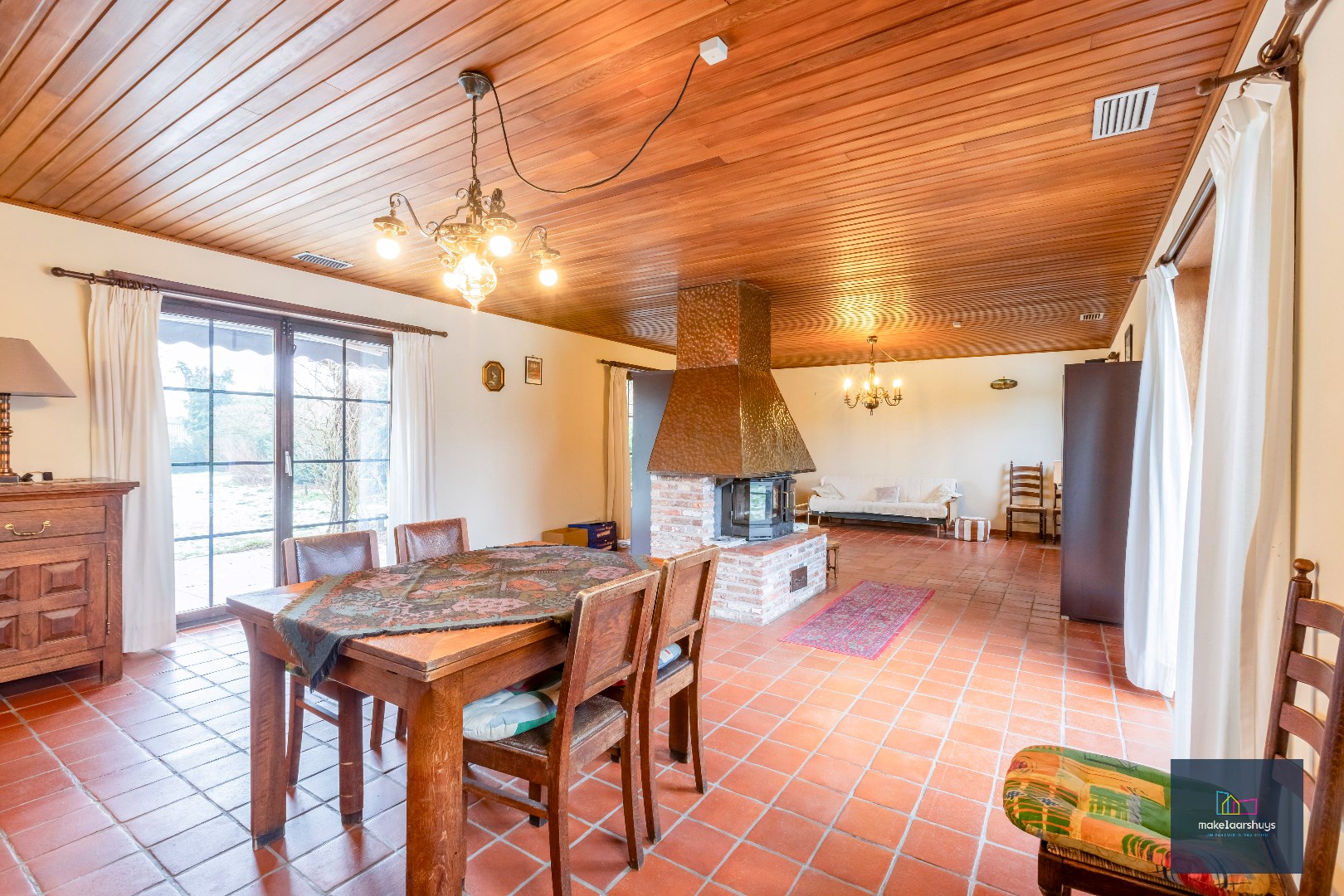 Open, energiezuinige bebouwing op groot perceel (3350m²) 