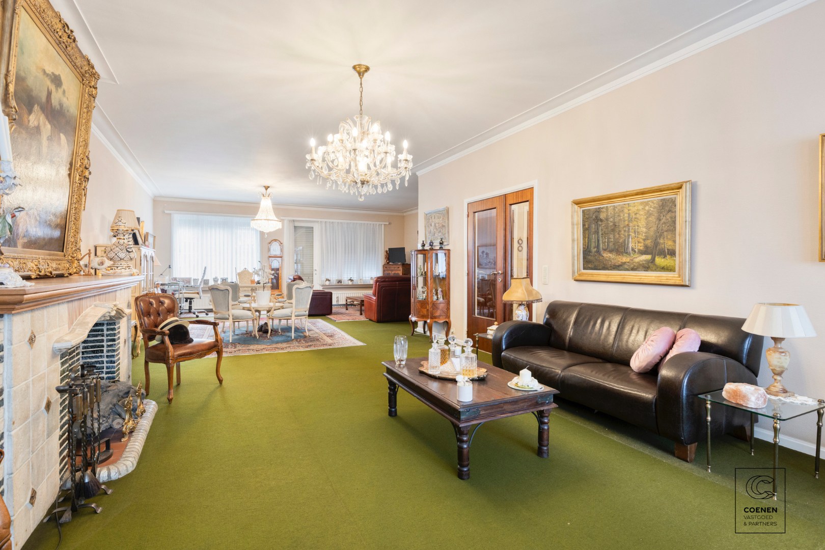 Duplex appartement van maar liefst 221 m² op een centrale ligging te Wilrijk! 