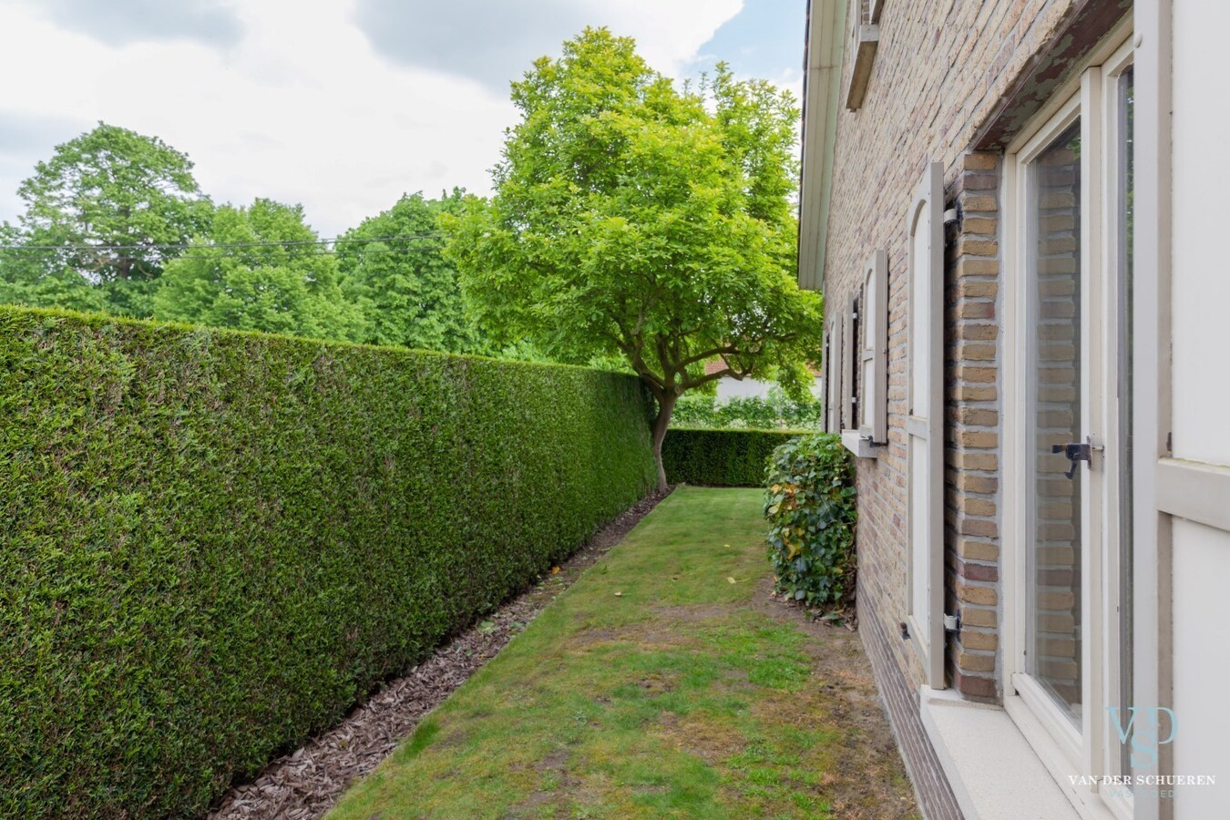 Landelijk wonen  (op gelijkvloers). 