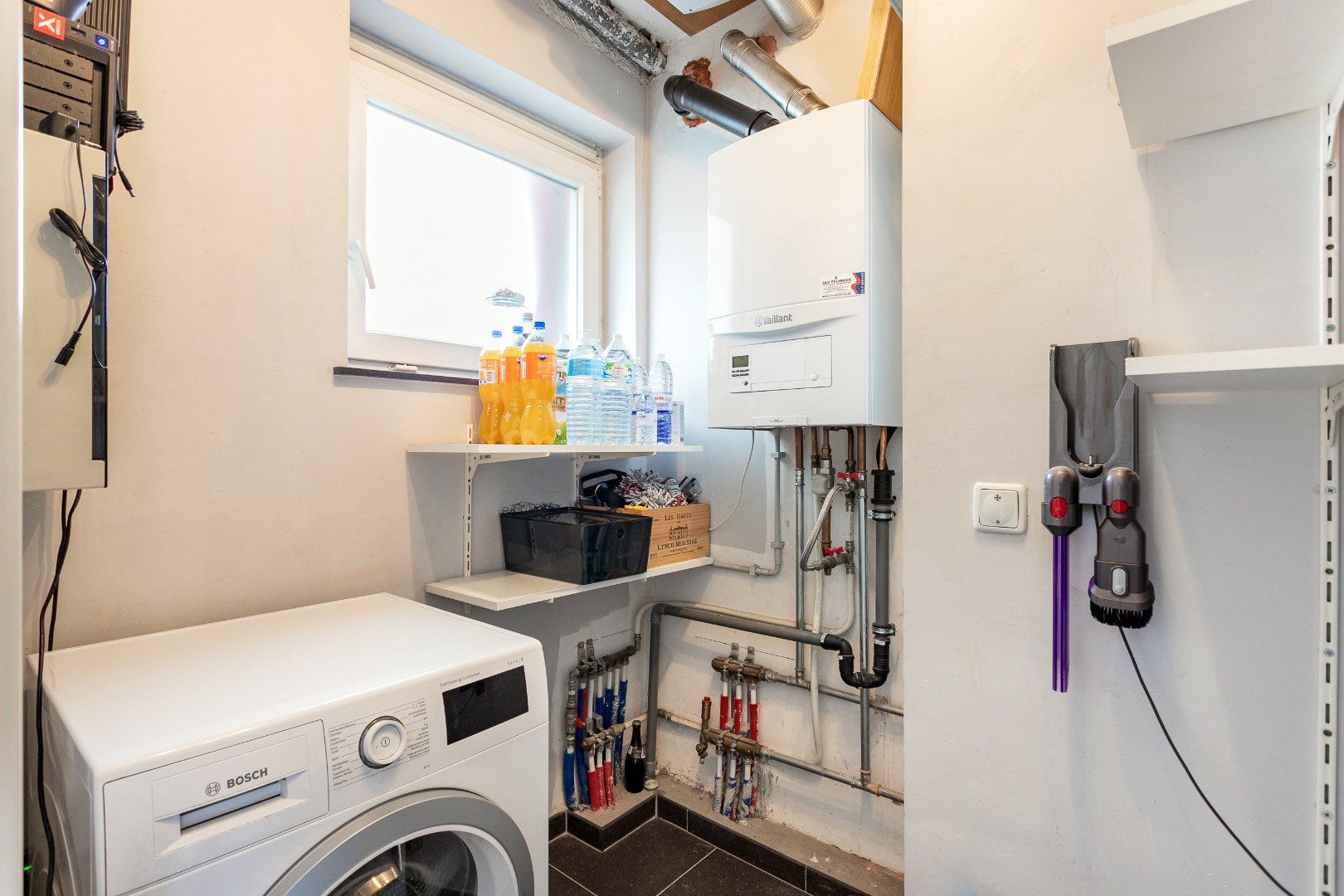 Appartement met 2 slpk, terras en staanplaats 