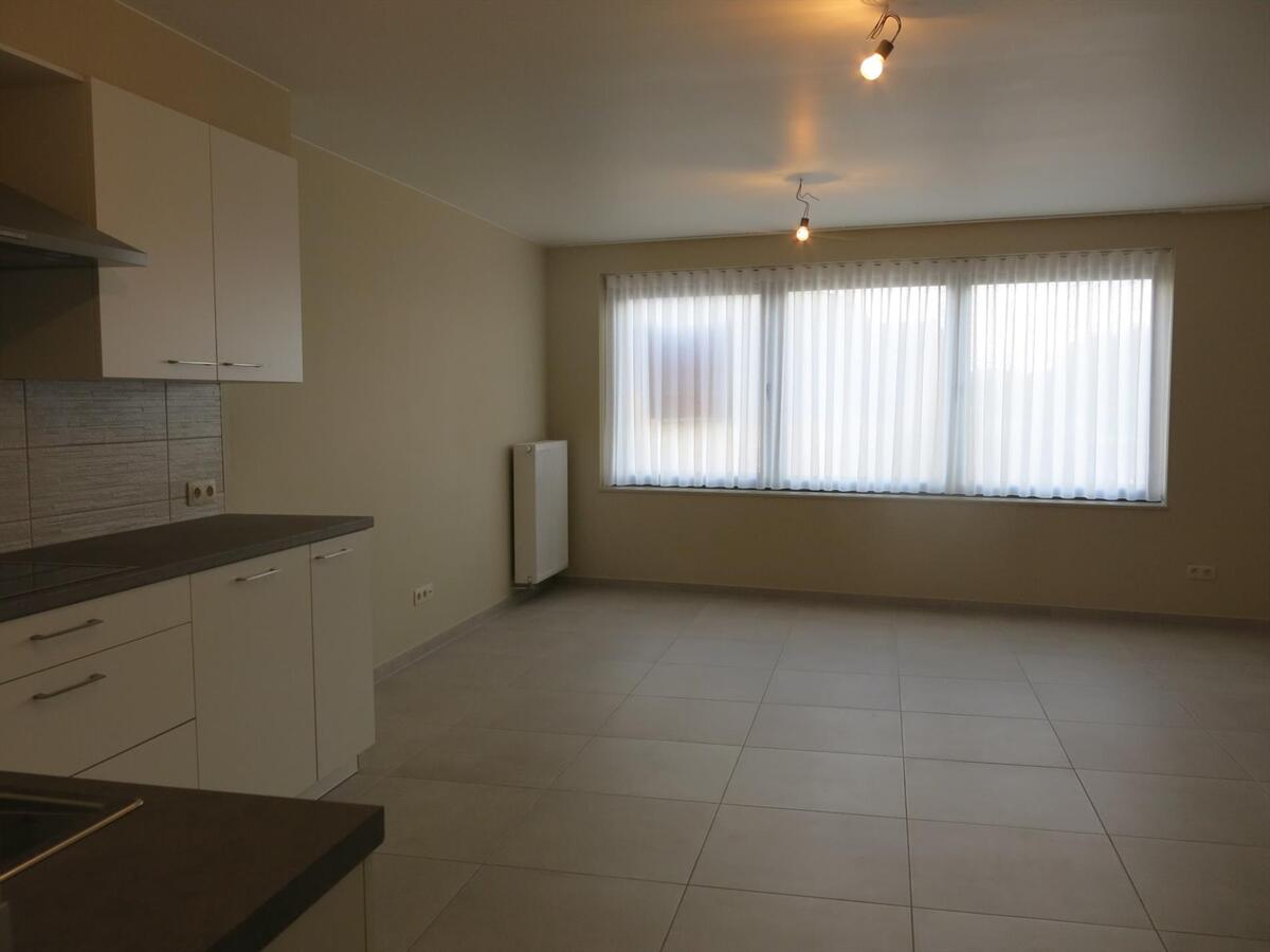 Nieuwbouwappartement met 2 slaapkamers op de Markt in Houthulst 