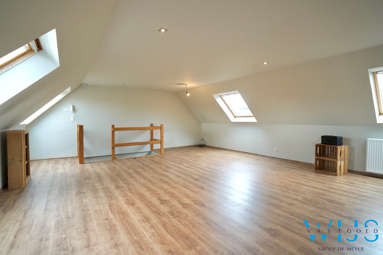Instapklaar appartement in hartje Ertvelde ! 