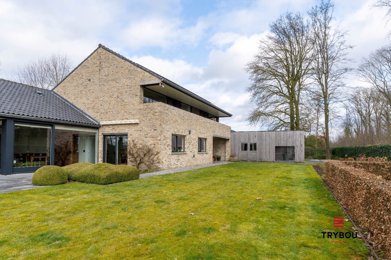 Exclusieve villa aan de bosrand te Houthulst 