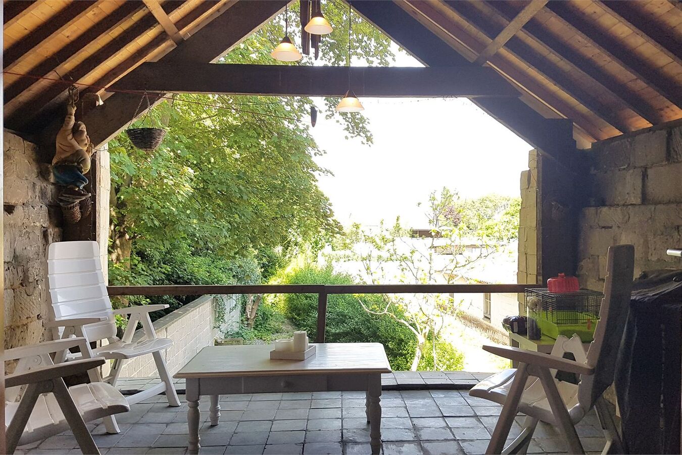 Charmante mergelwoning met authentieke materialen 