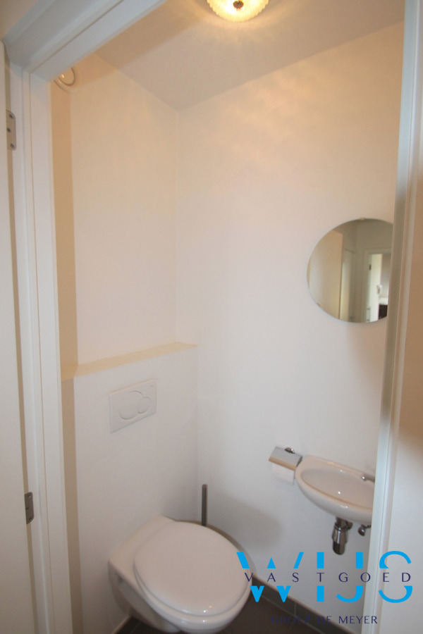 Ruim 3 slaapkamer appartement CENTRUM ERTVELDE 