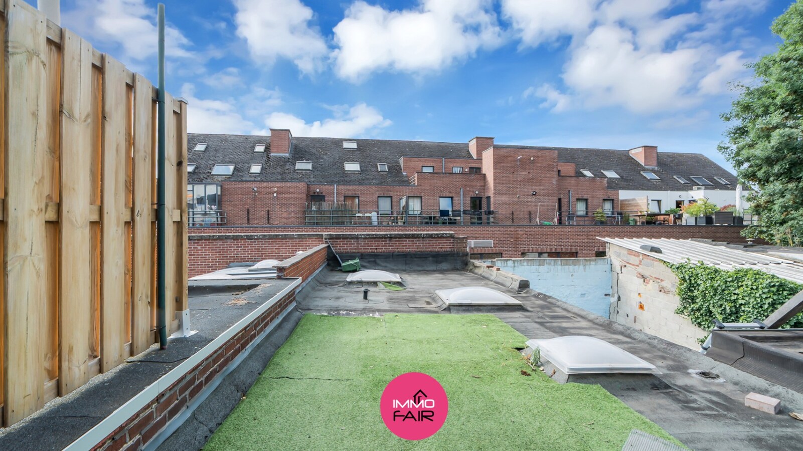 Handelspand met woonst op commerciële toplocatie in Tongeren 