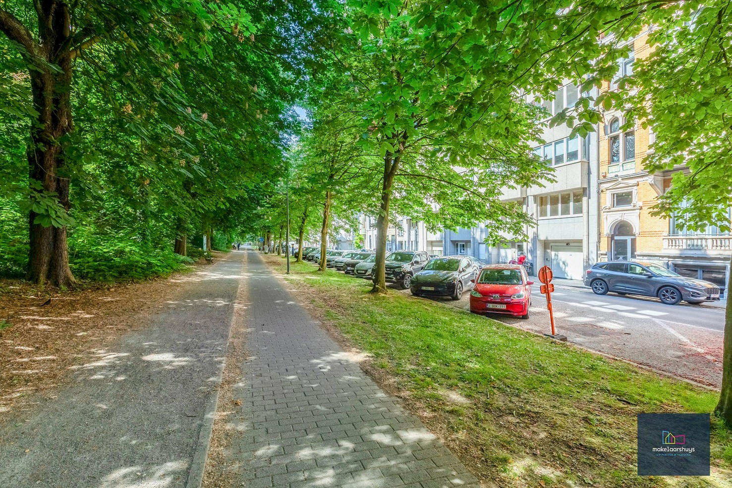 Gunstig gelegen 2slp. app. met zonnig terras ( 25m²) nabij het Citadelpark 