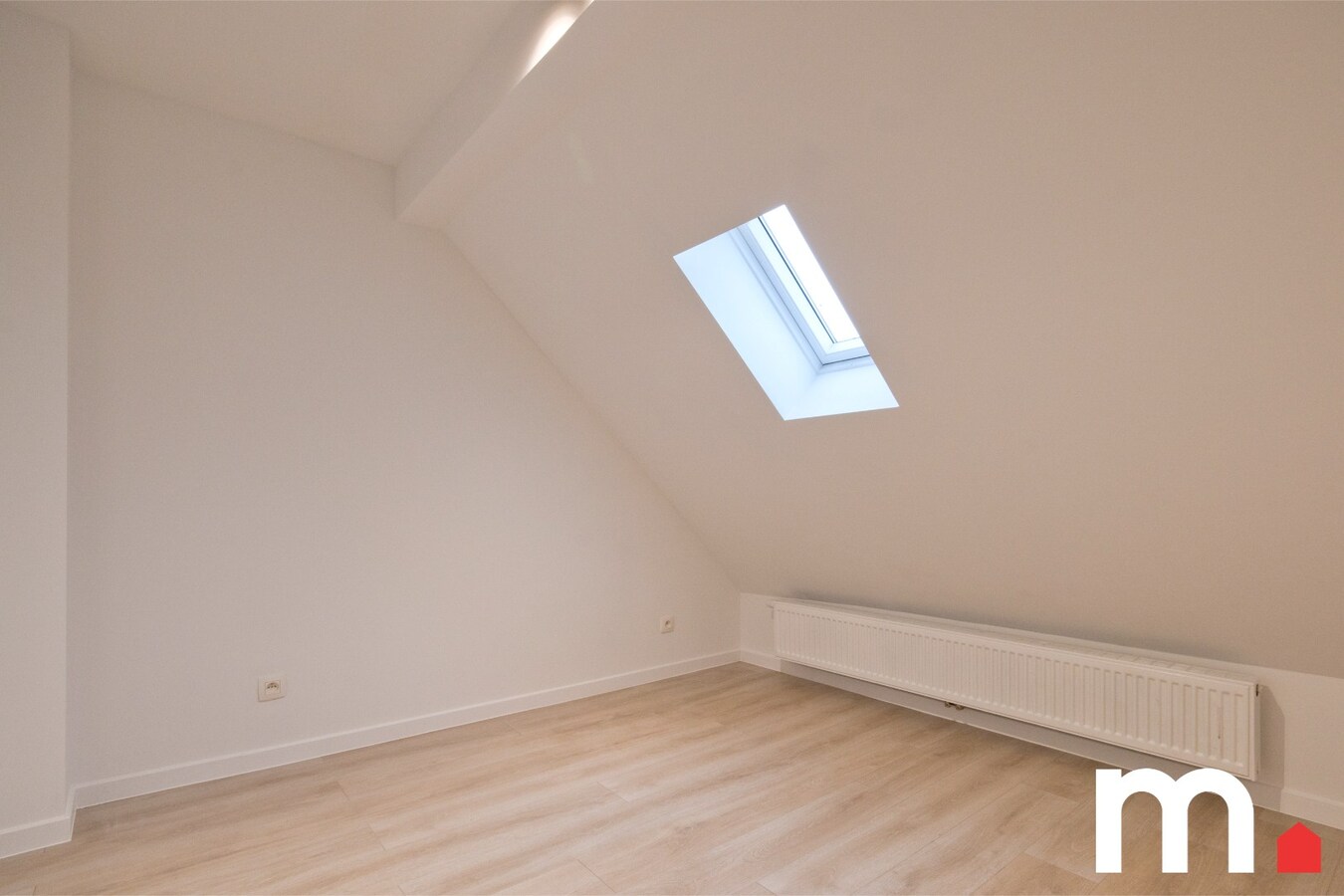 Instapklare woning te Lendelede met 4 slaapkamers en 2 badkamers nabij het centrum TOPPER! 