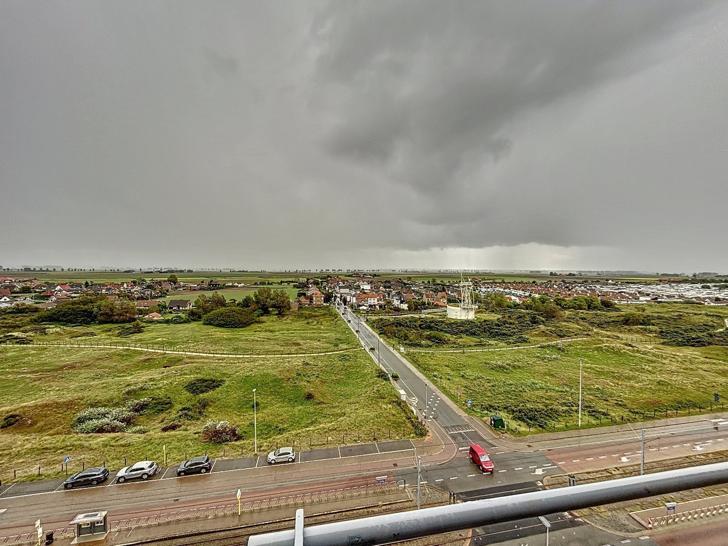 VERNIEUWDE STUDIO MET PANORAMISCH ZICHT 