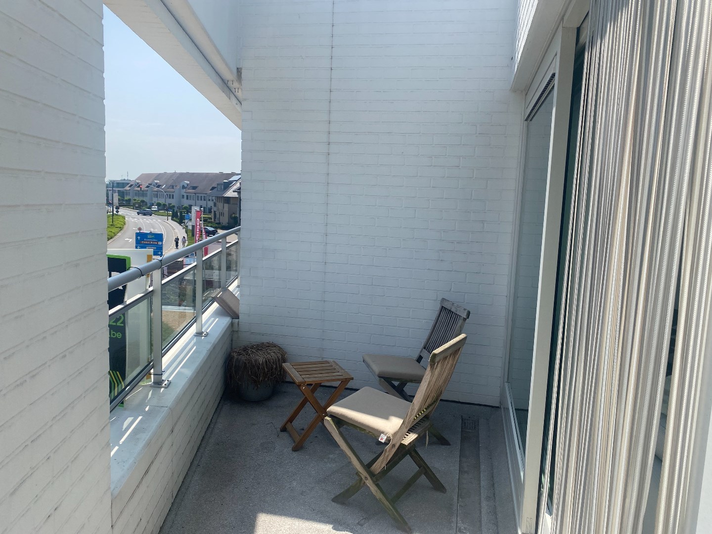 Gerenoveerd     1-slaapkamerappartement in hartje Waregem 