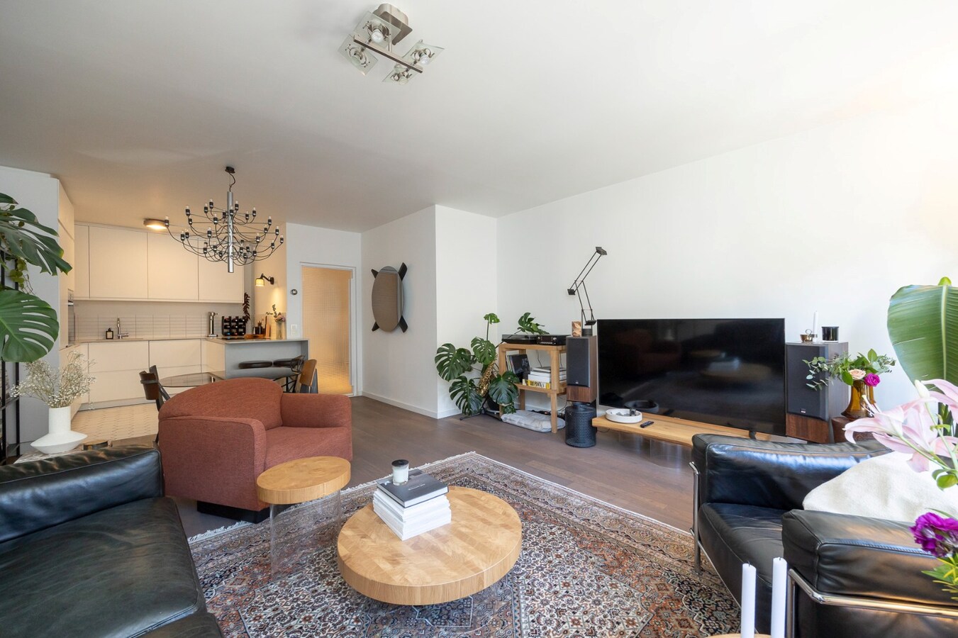 Stijlvol appt vlak aan het Zuidpark te Antwerpen-Zuid! 