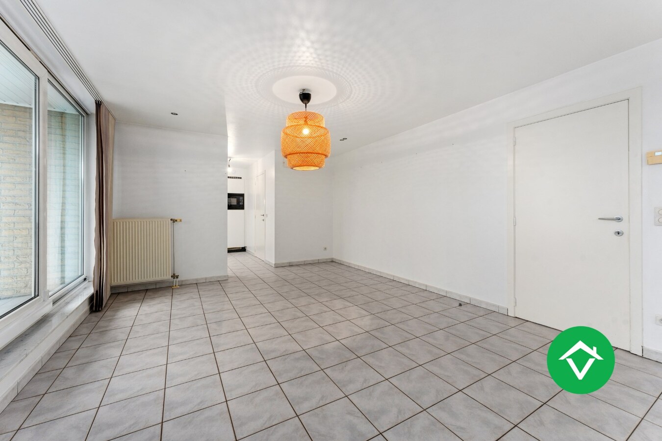 Instapklaar appartement met 3 slaapkamers en autostandplaats te Brugge 