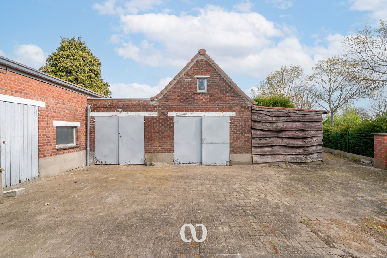 Te renoveren woning met uitstekende verbinding nabij Gent 