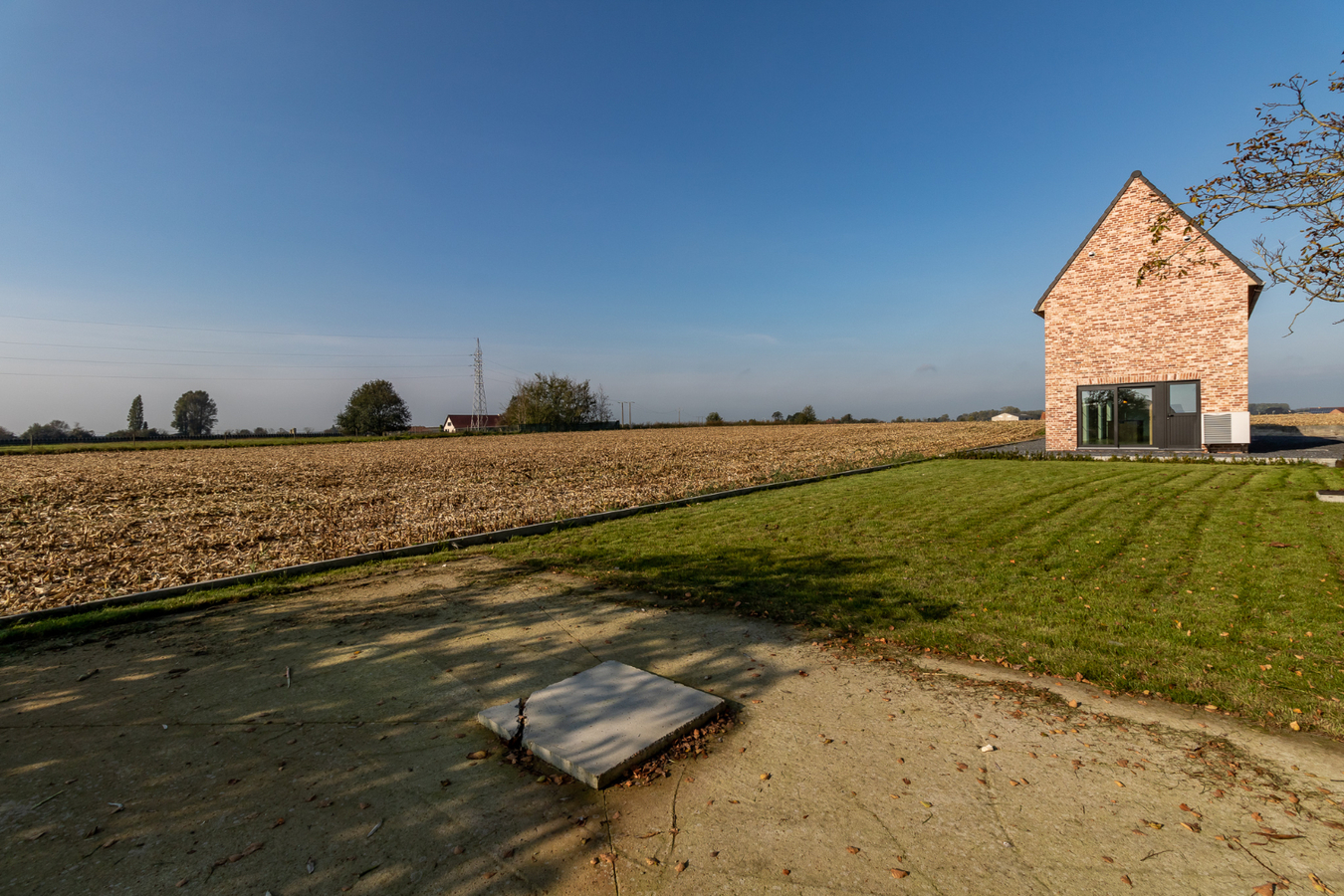 Rustig gelegen alleenstaande nieuwbouwwoning te Koekelare 