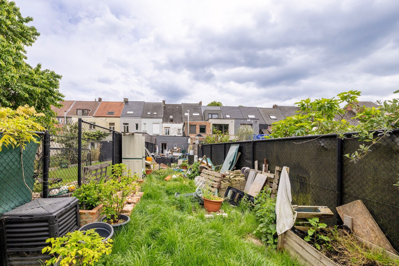 Leuke stadswoning met 3 slpk en ruime tuin 