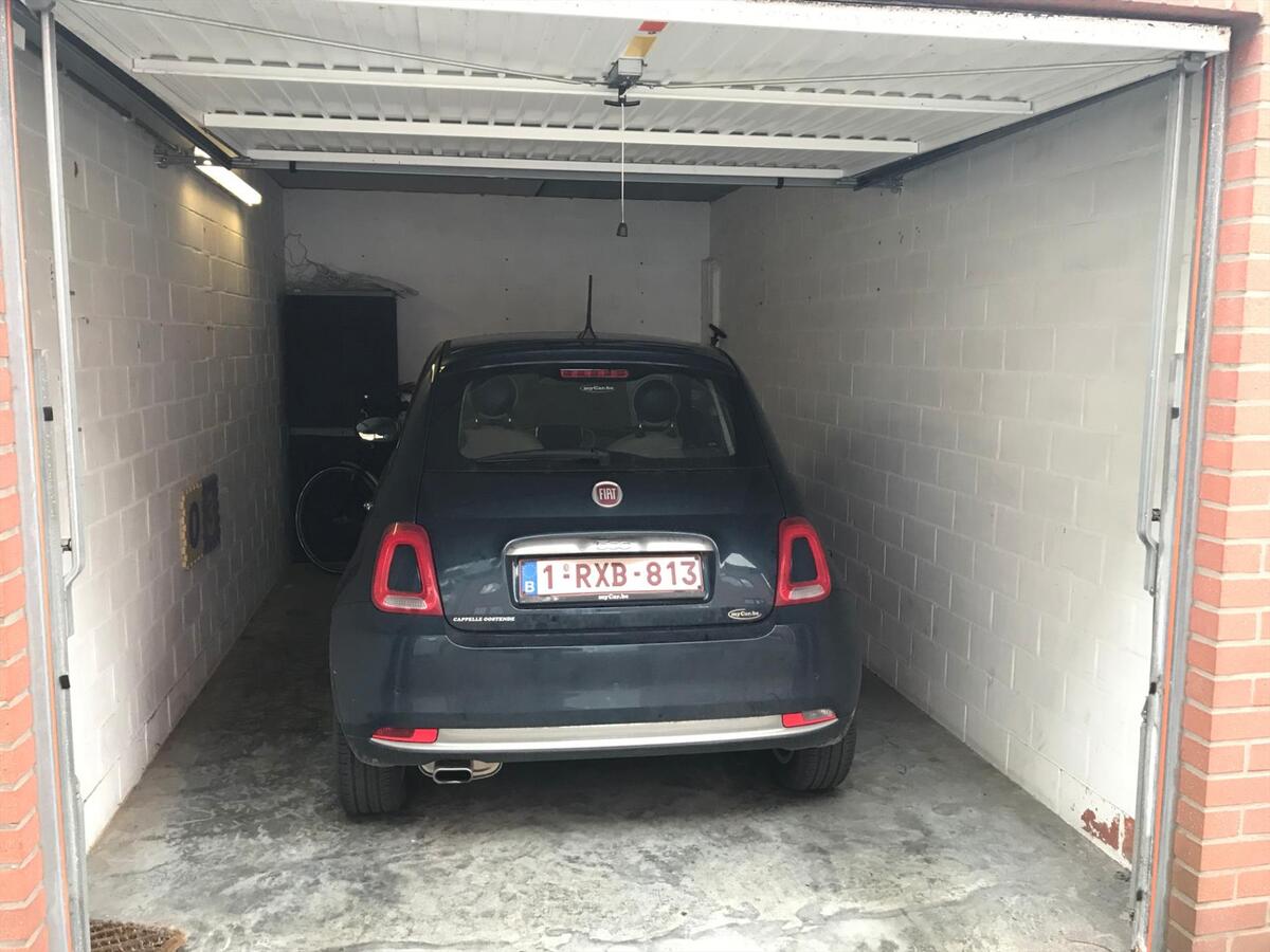 GARAGEBOX TE BREDENE DUINEN 