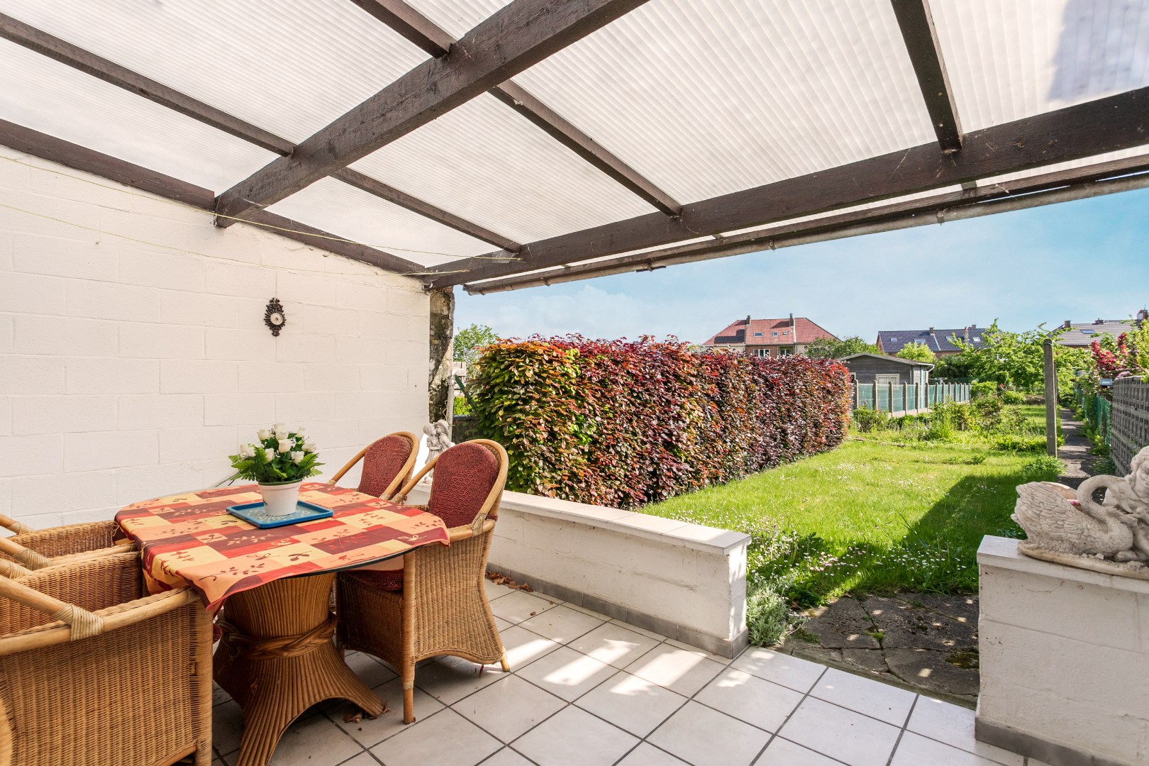 Te renoveren woning met 3 slpk te Buizingen 