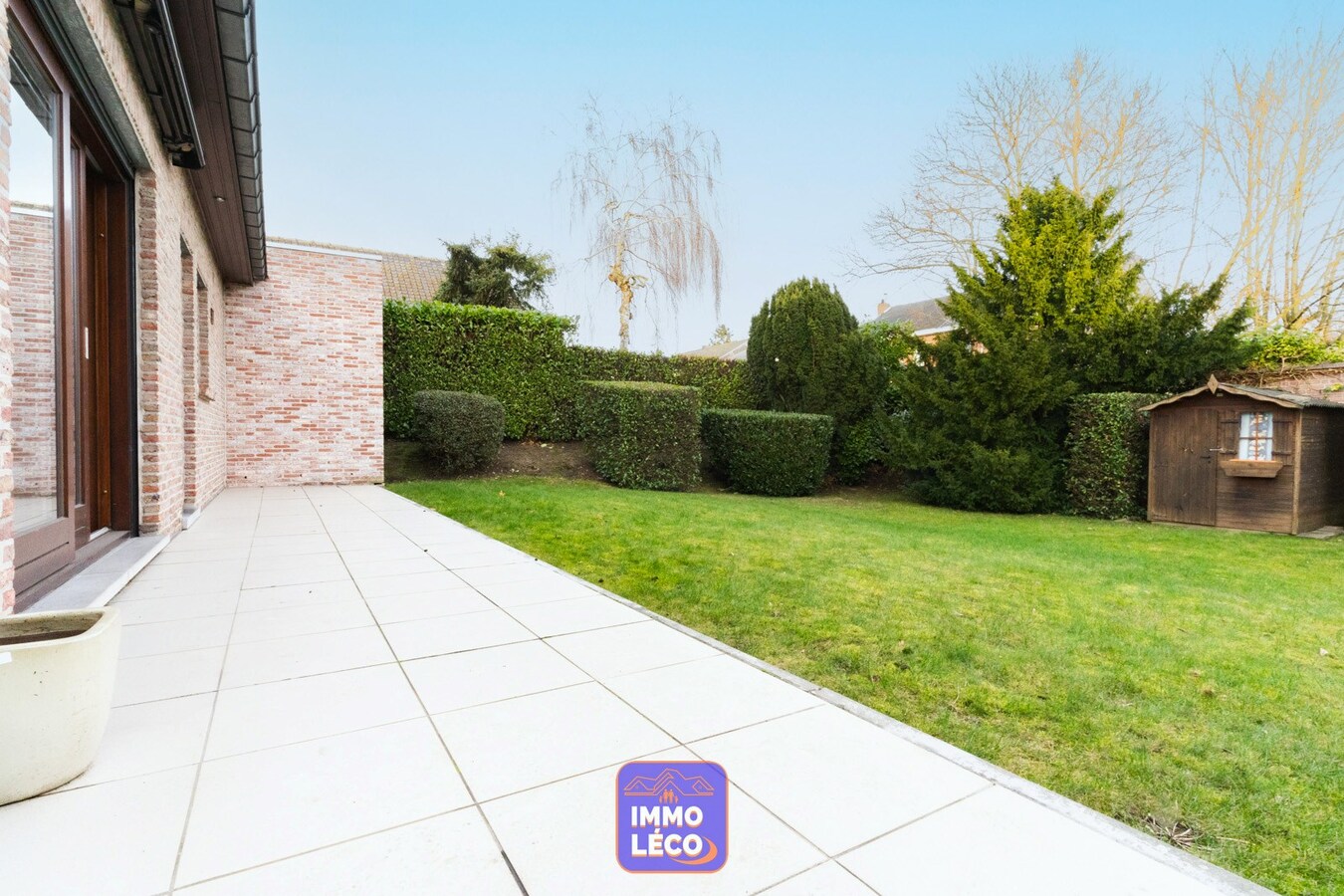 Villa avec garage, parking et jardin, secteur prisé "La Coquinie" ! 