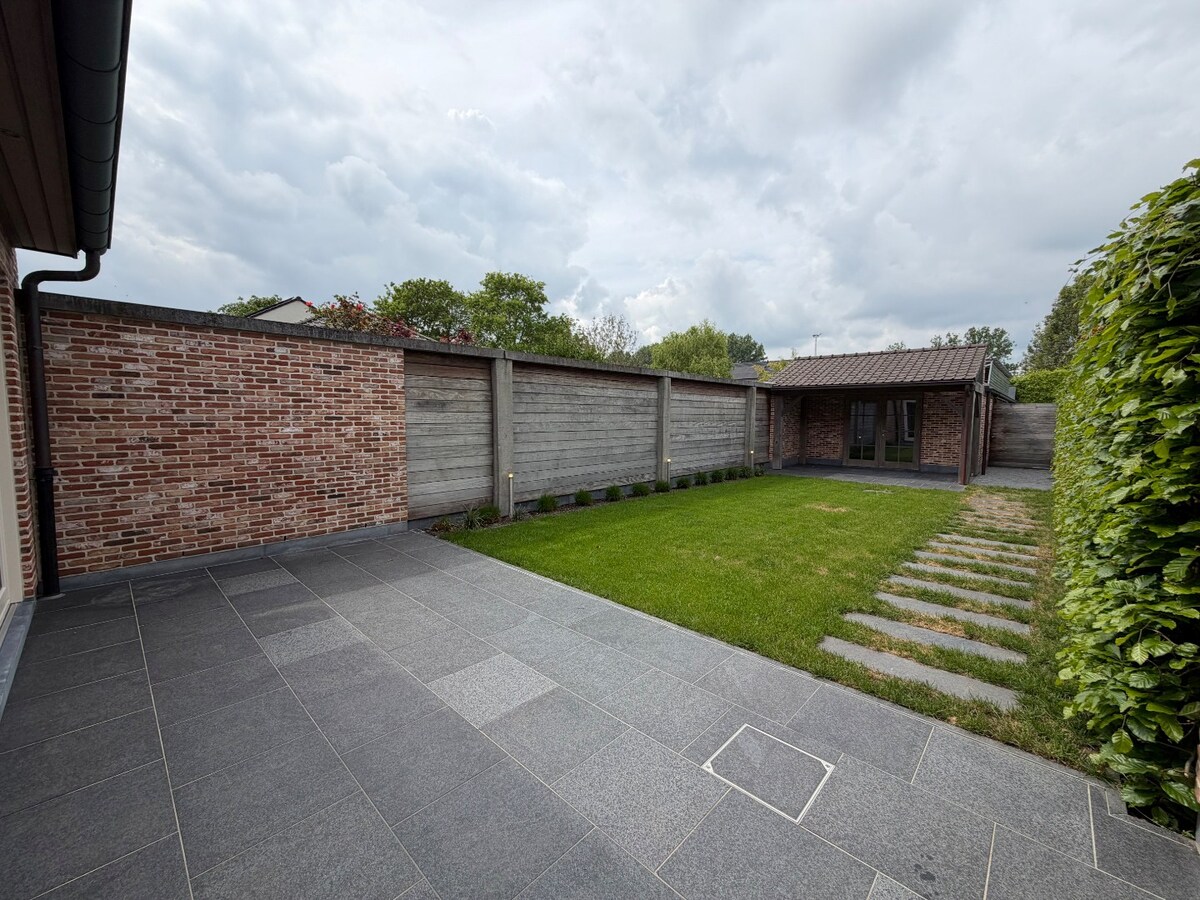 Praktische ingedeelde woning te Melsen. 