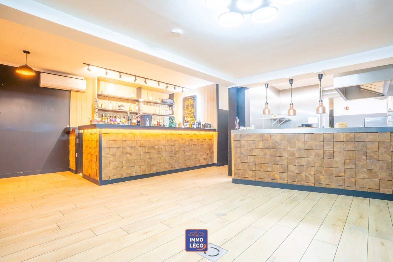 Commerce en face de la Gare de Mouscron, TOP SITUATION ! 