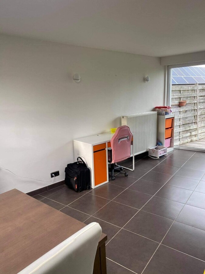 Gezellige woning met garage, tuintje én met uitzicht op de Schelde! 