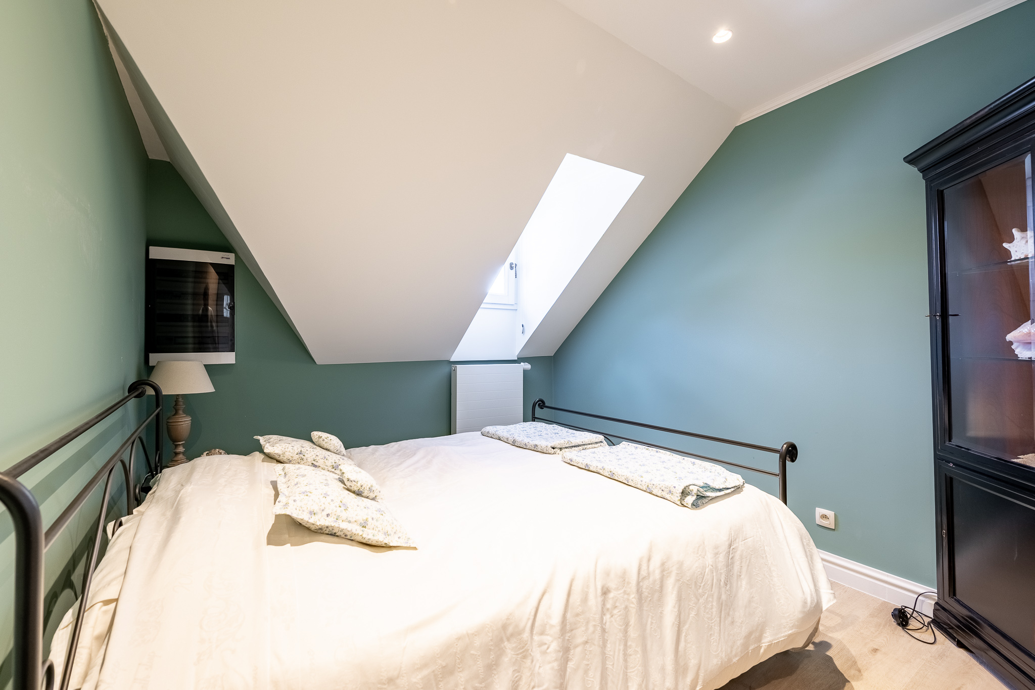 Charmante en karaktervolle herenwoning, met veel smaak gerenoveerd in het centrum van Knokke 