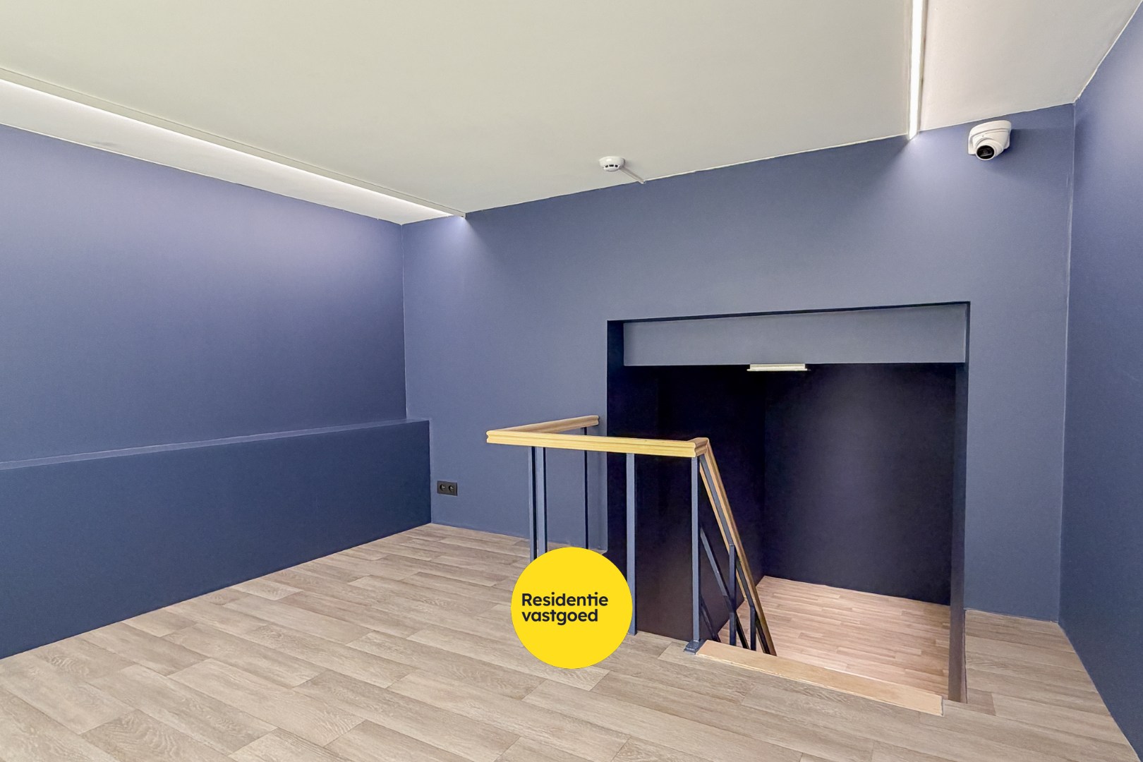 Uitzonderlijke investeringsopportuniteit in Galerij Ter Steeghere – hartje Brugge 