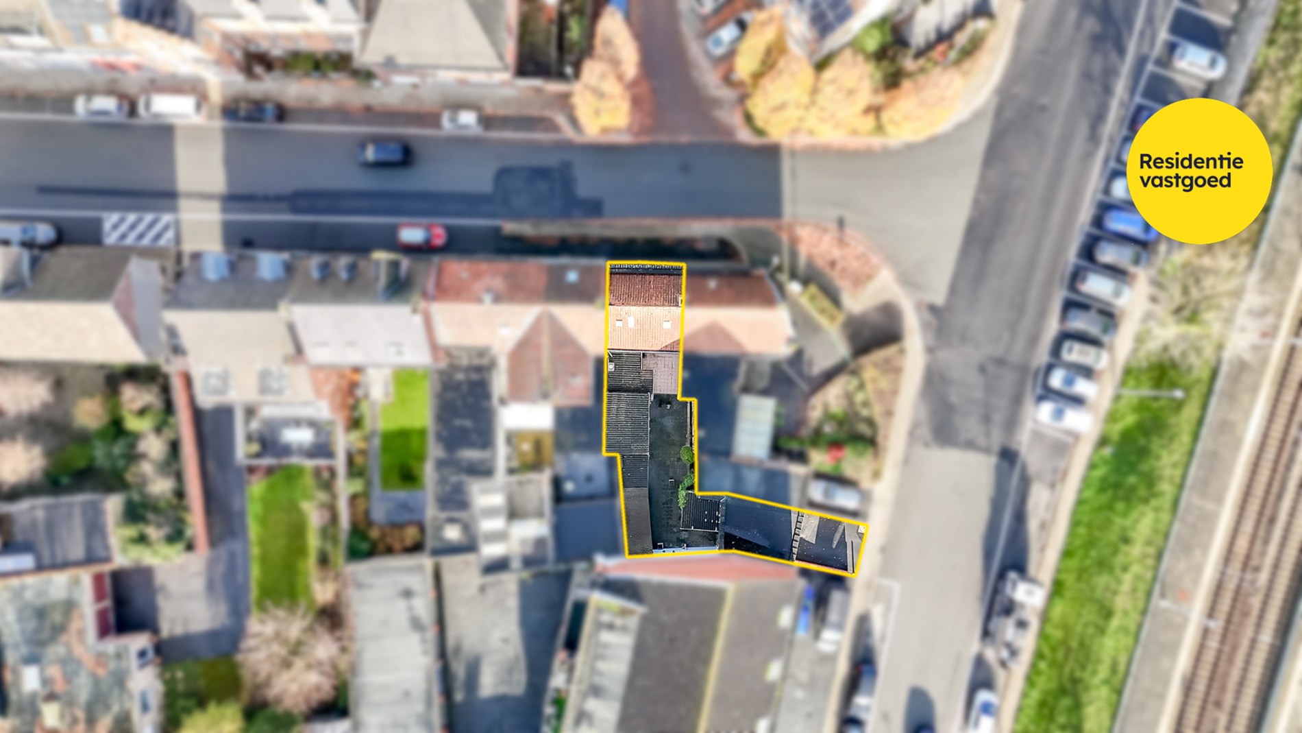 Te renoveren woning in hartje Torhout! 