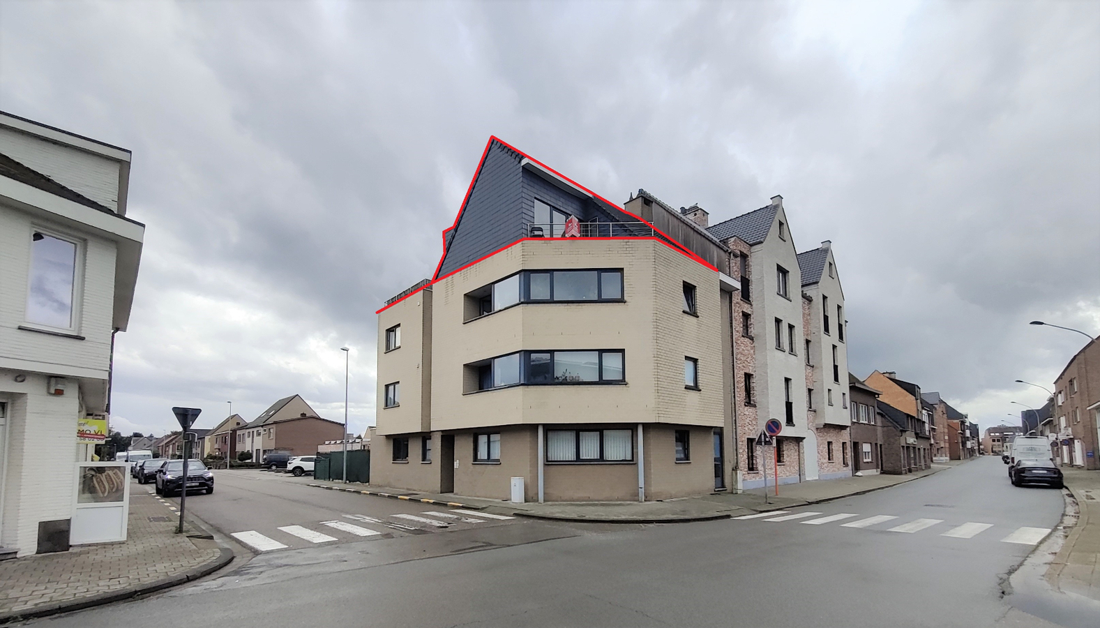 Verhuurd dak appartement - Geel