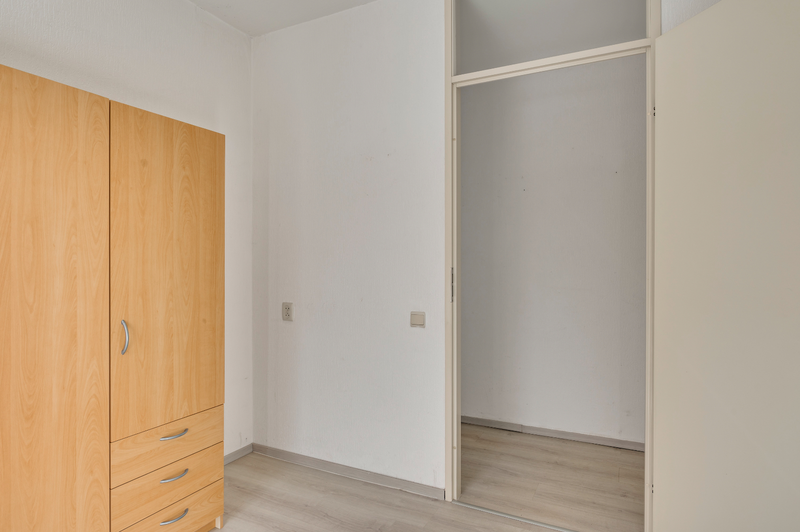Ruime patiowoning in Weert: 3 slaapkamers, tuin op het zuiden, garage en comfortabele woonruimte van 100 m² – ideaal voor gezinnen! 