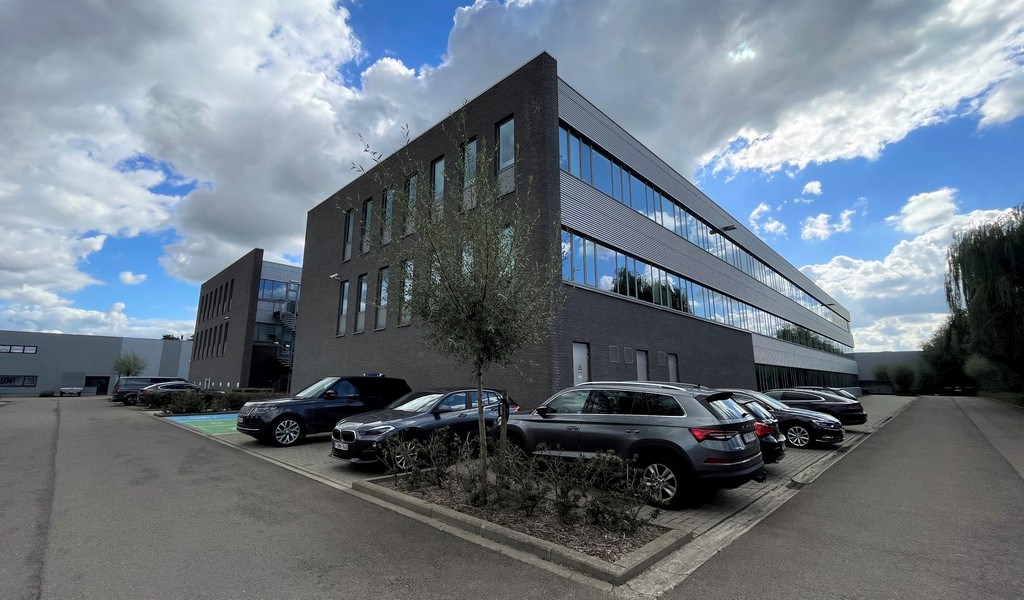 Kantoren te huur nabij E313 in het industriepark Wommelgem