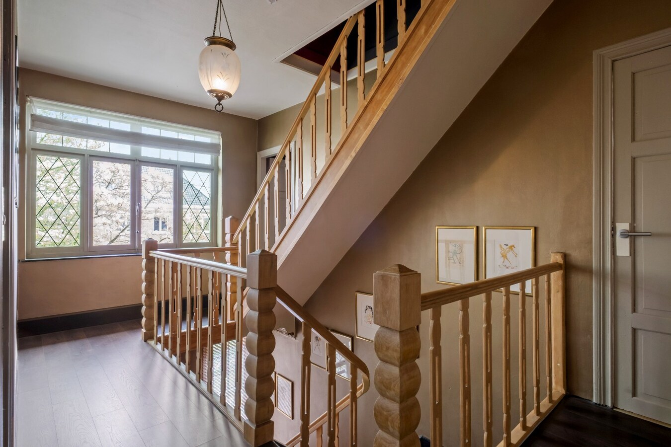 Exclusieve villa met buitenzwembad en privéwelness te Waregem ! 