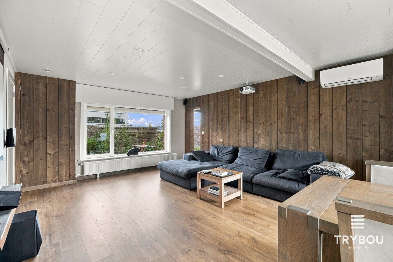 Rustig gelegen, energiezuinige woning met garage op perceel van 554m² 