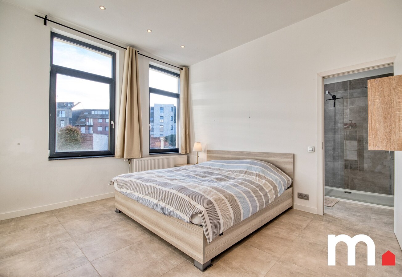 Instapklare woning te Izegem met 5 slaapkamers nabij het centrum TOPPER! 