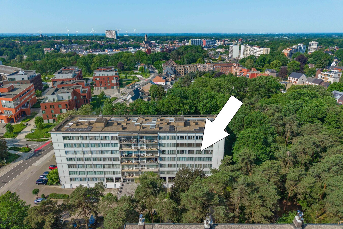 Ruim appartement (125 m²) met 3 grote slaapkamers. Centrum Genk! 