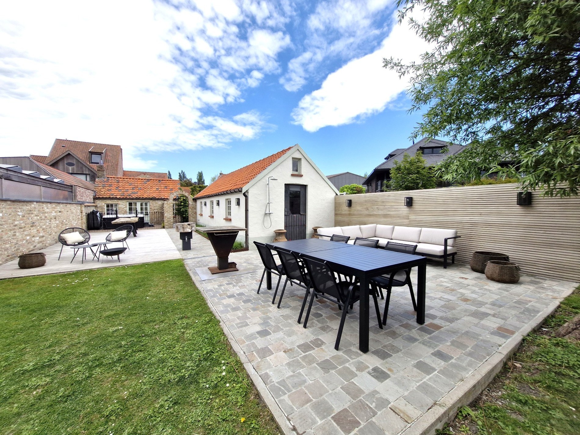 Charmante maison mitoyenne à proximité de Knokke avec des vues dégagées. 
