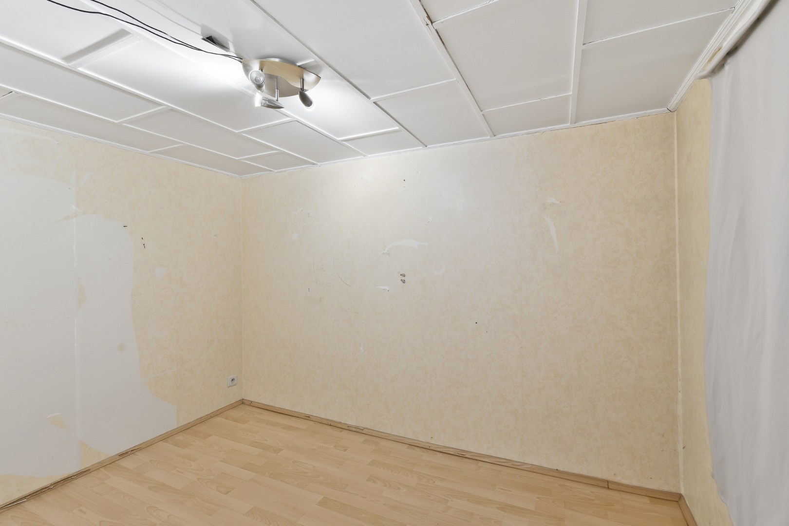 Hoekwoning met 3 slaapkamers te huur in Jabbeke! 