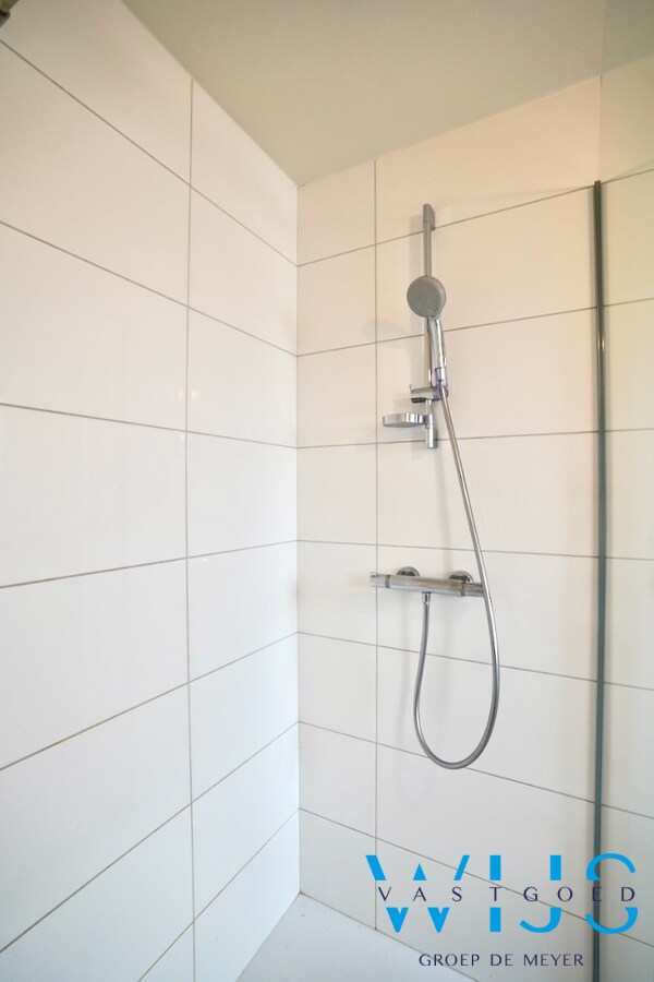 Leuk tweeslaapkamer appartement met zonneterras in hartje ERTVELDE! 