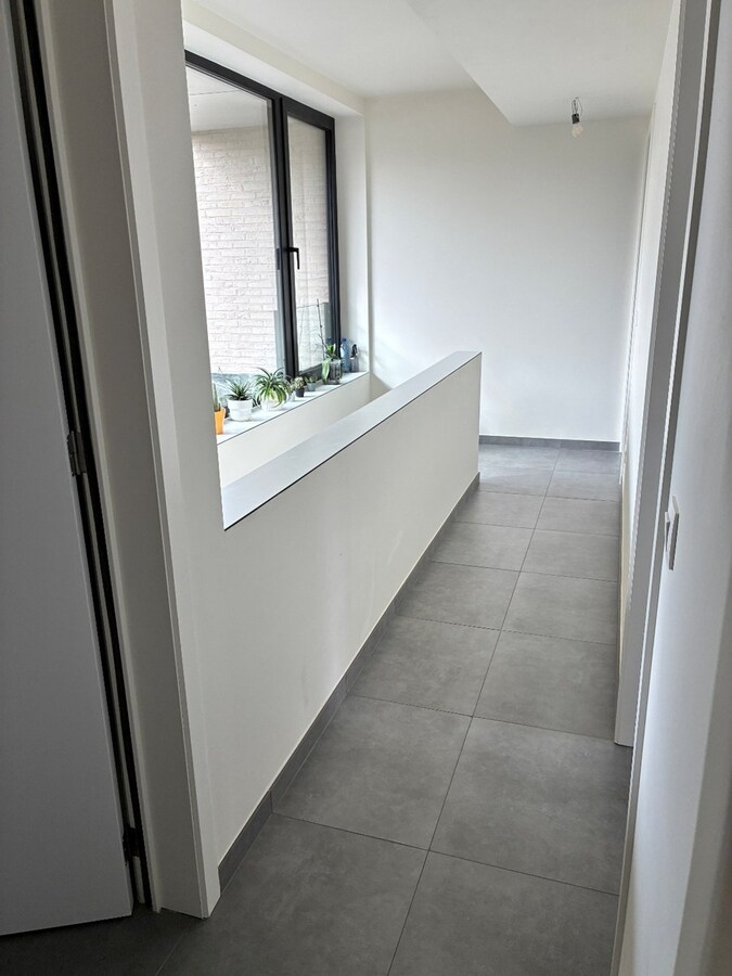 Nieuwbouwwoning nabij de Sterre - met terras en tuin ! 