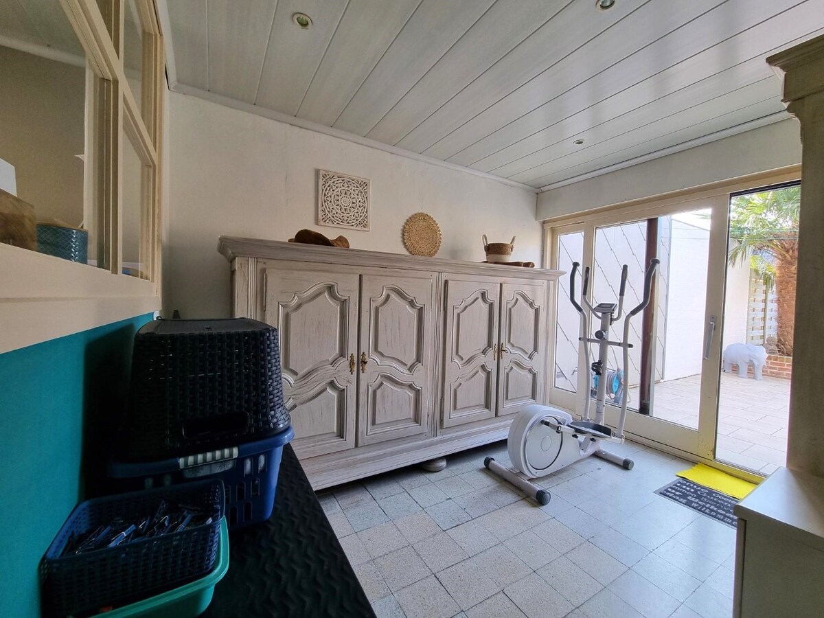 Toffe, ruime en lichtrijke gezinswoning met knappe zuidgerichte tuin - Heist 