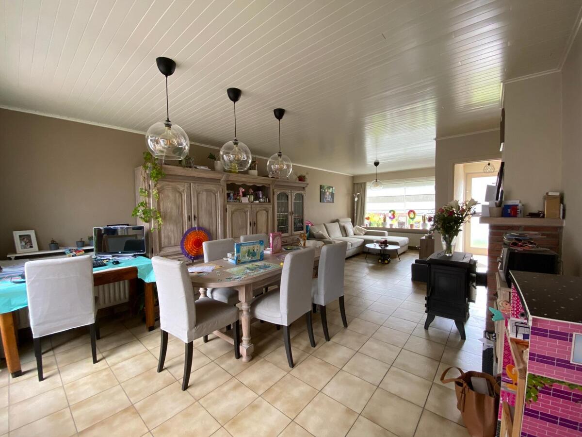 Ruime gezinswoning met 4 slaapkamers en tuin 