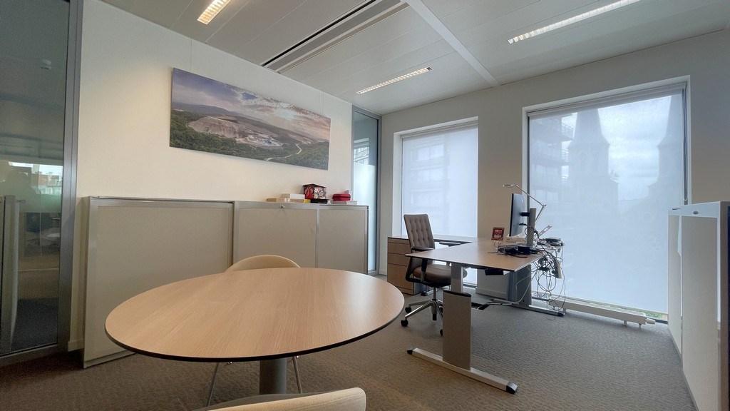 Instapklare kantoren te huur aan het Stadspark in Antwerpen