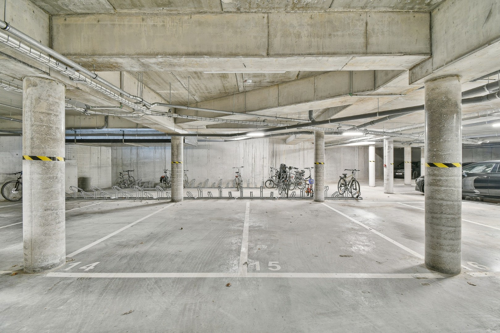 Ondergrondse parkeerplaatsen te koop in het centrum van Gistel 