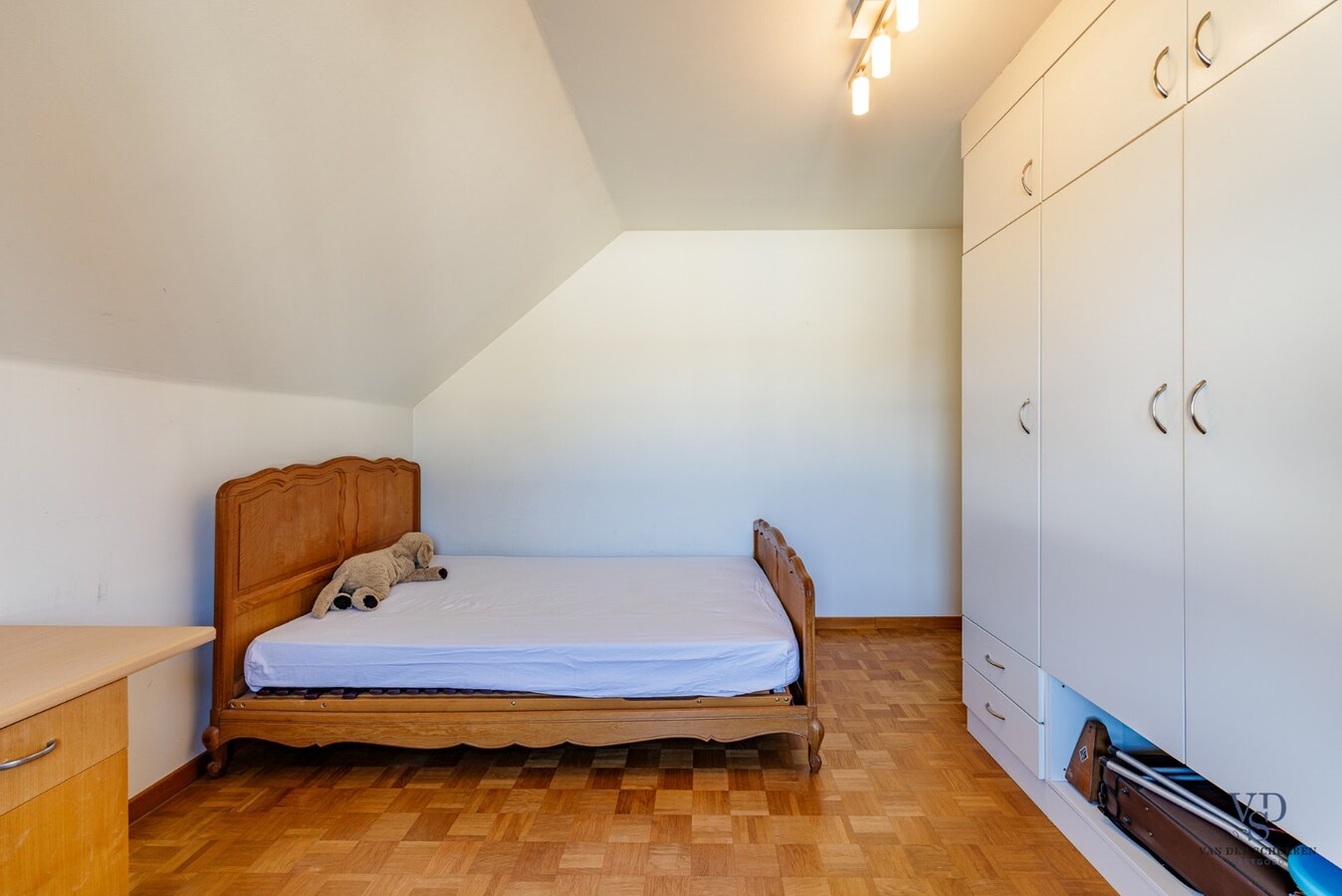 Tijdloze villa met praktijkruimtes 