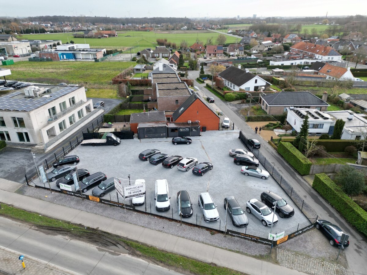 Uniek gelegen terrein (1000m²) op een uiterst centrale ligging te Roeselare 