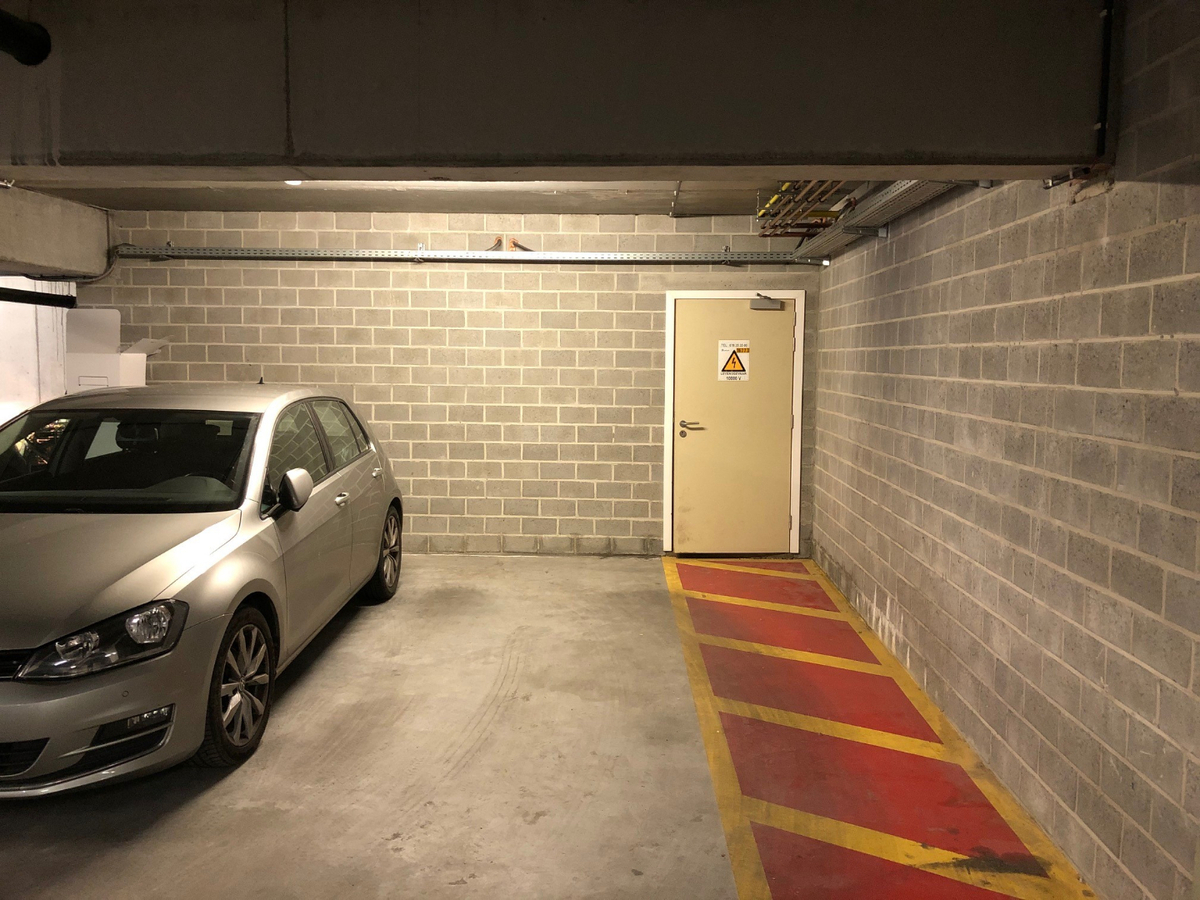 2 slaapkamer appartement op strategische locatie (incl. ondergrondse parking !!). 