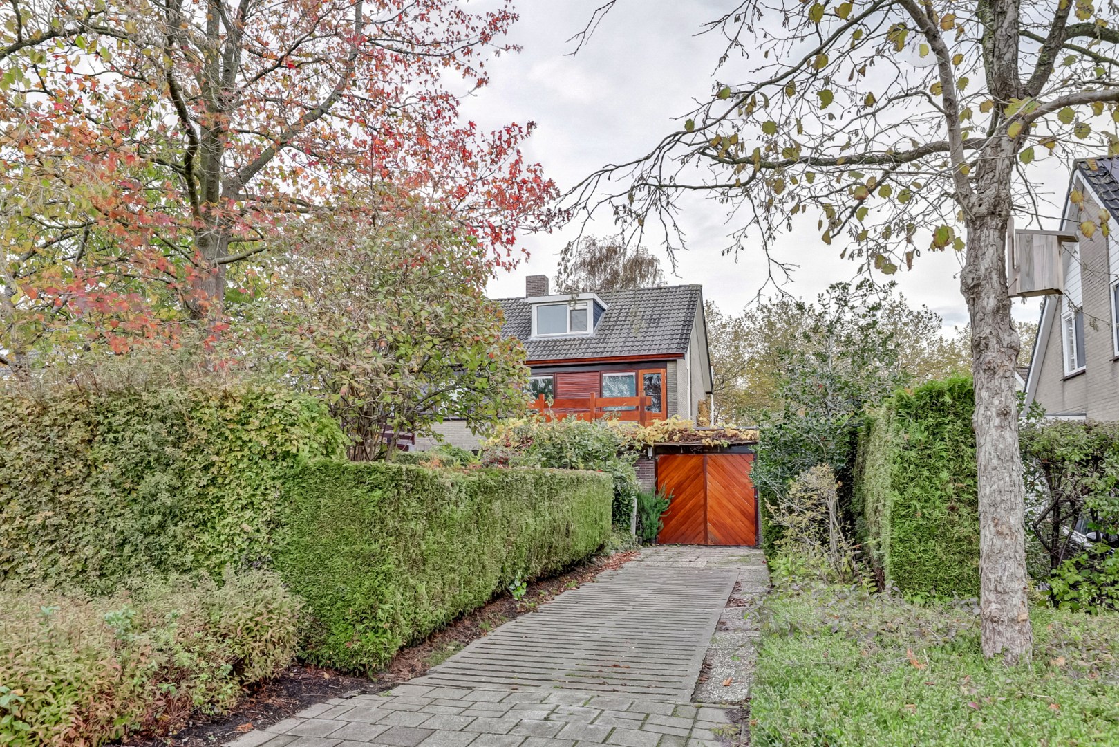 Een ruime woning op een rustige plek, met verrassend veel mogelijkheden 