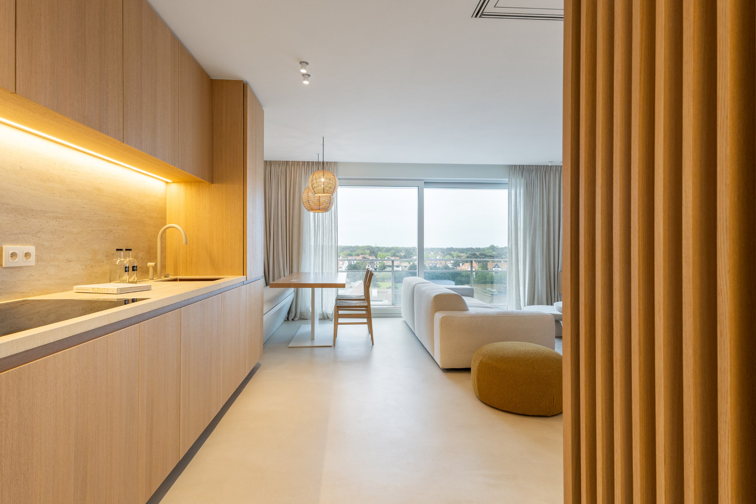 Charmant en instapklaar appartement te koop in Knokke op een toplocatie nabij de zeedijk, Kustlaan en Place m’as-tu vu. 