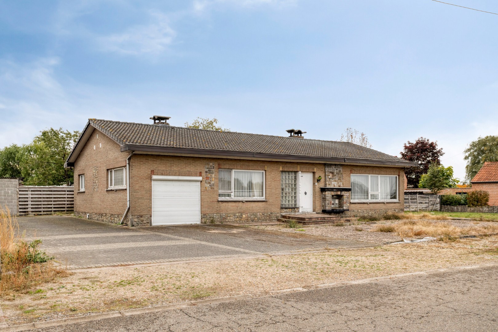 Te renoveren laagbouwwoning in een landelijke omgeving in Geel op een perceel van 5.155m² 
